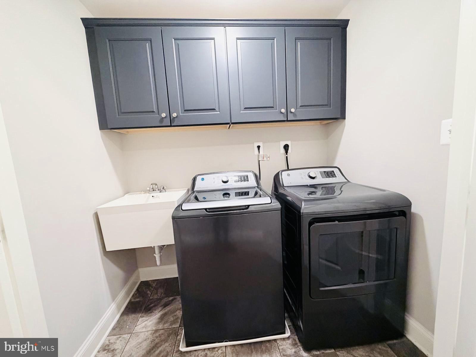 EMERALD HILLS ESTATES - Residential