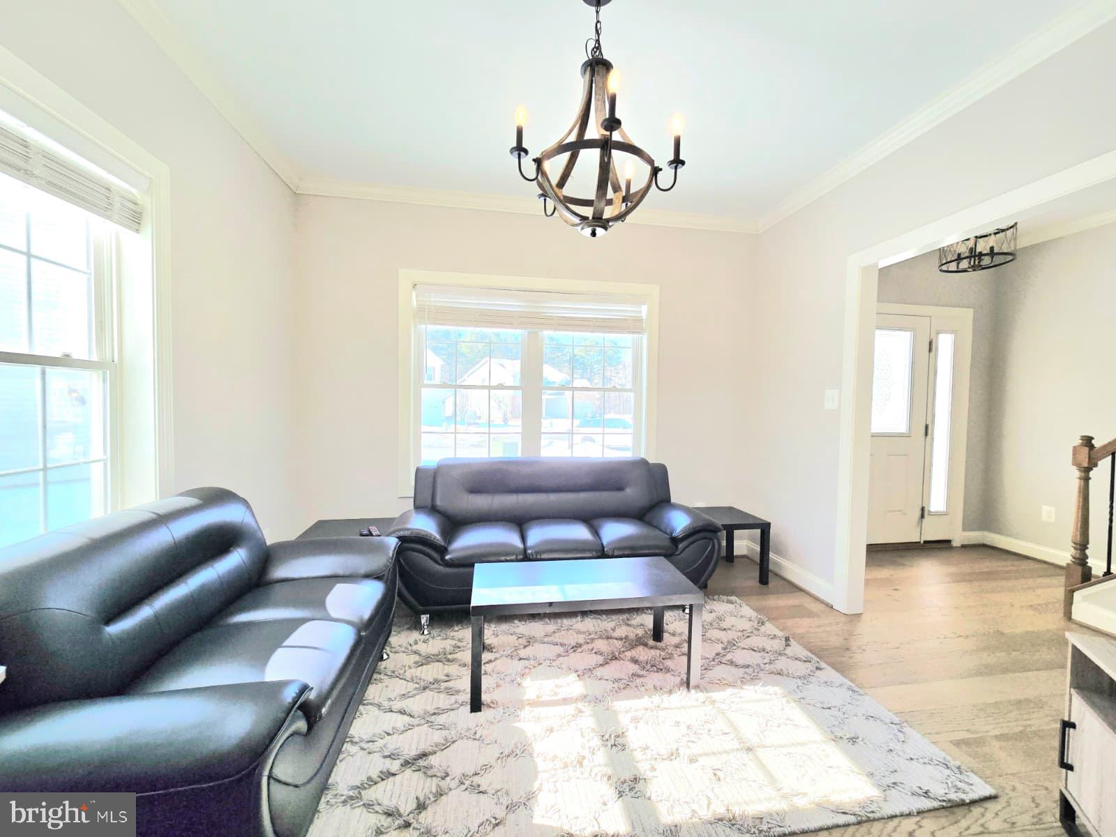 EMERALD HILLS ESTATES - Residential