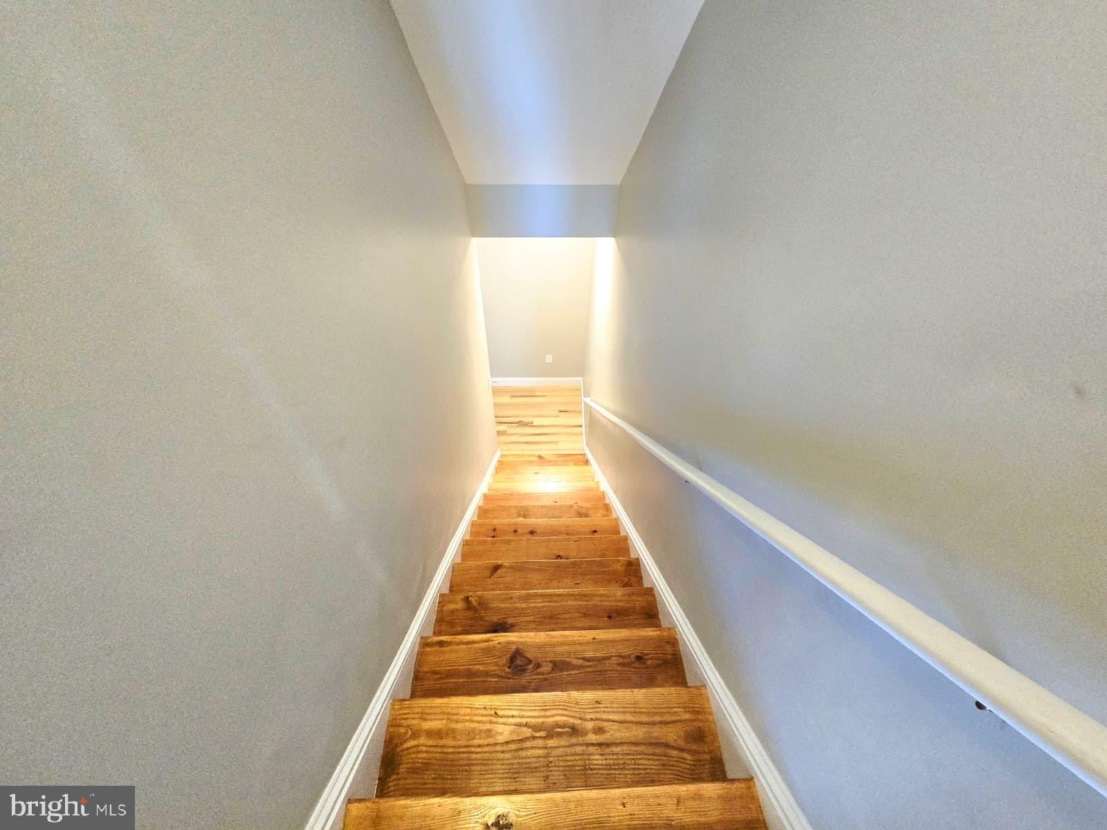 EMERALD HILLS ESTATES - Residential