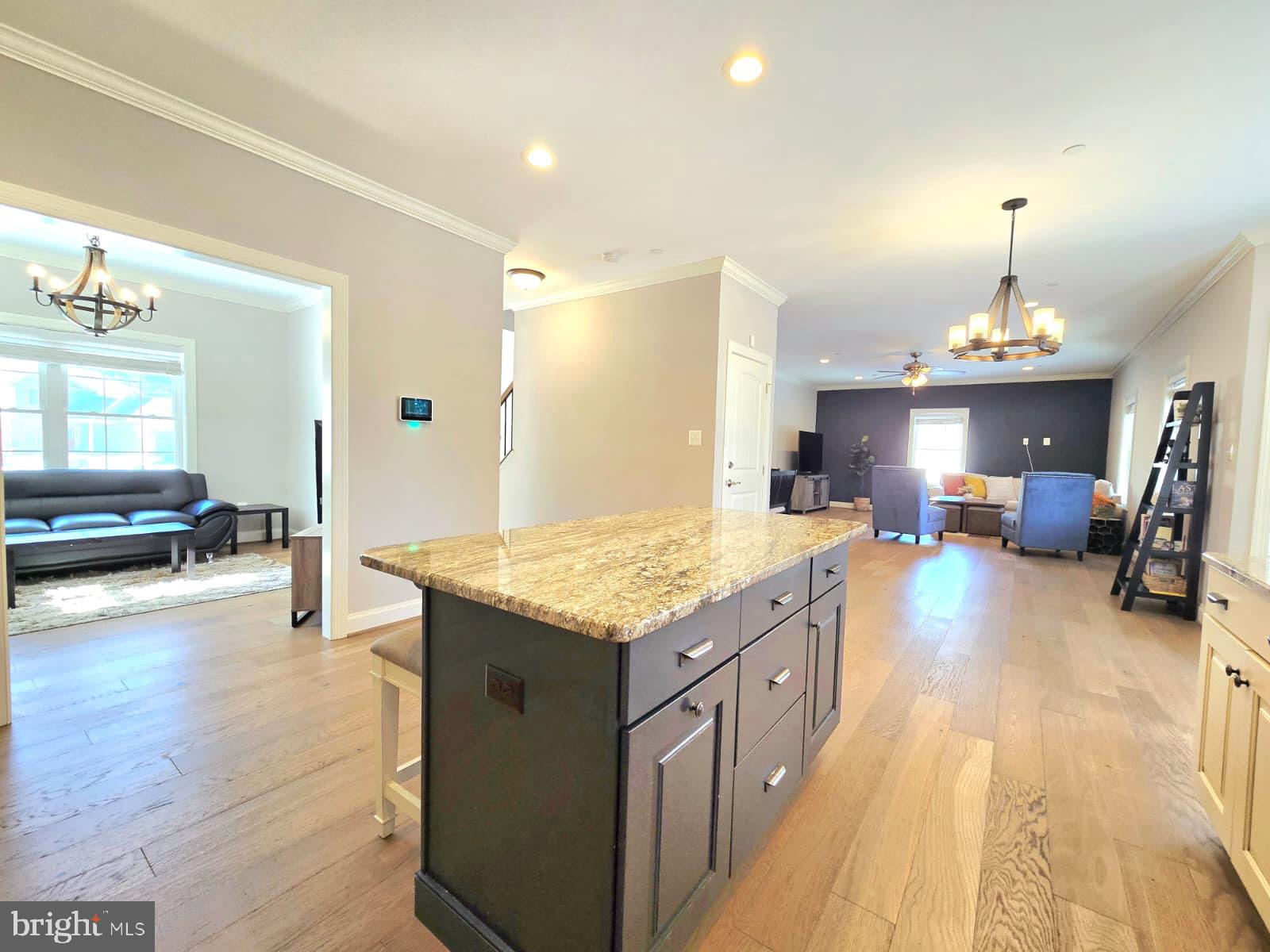 EMERALD HILLS ESTATES - Residential