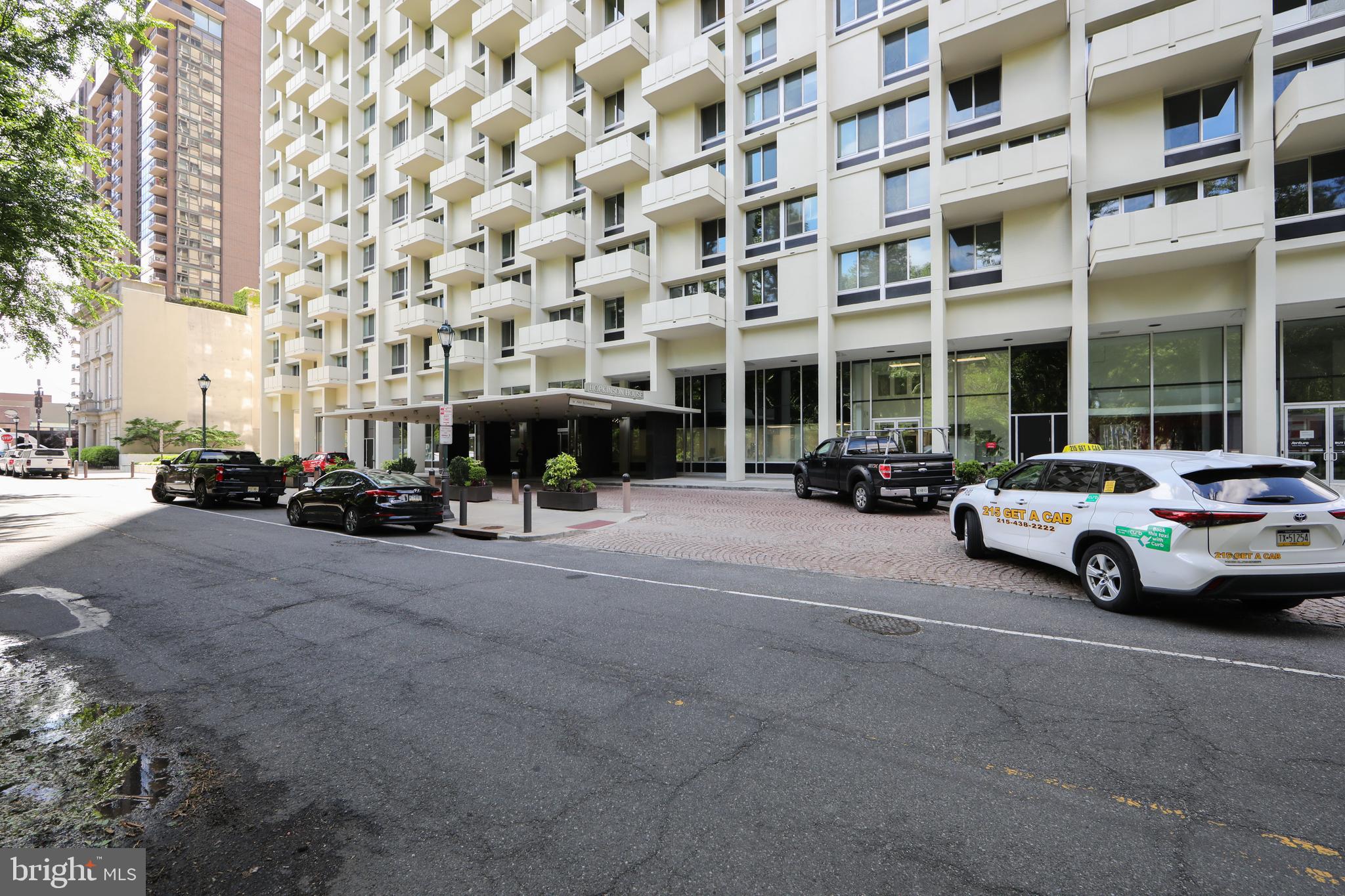 604 S WASHINGTON SQUARE 36 306
