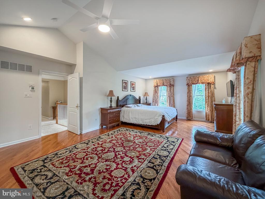 AFTON CHASE - Residential