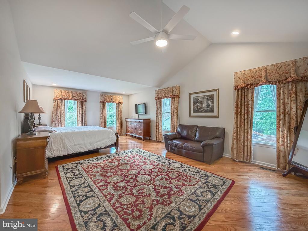 AFTON CHASE - Residential
