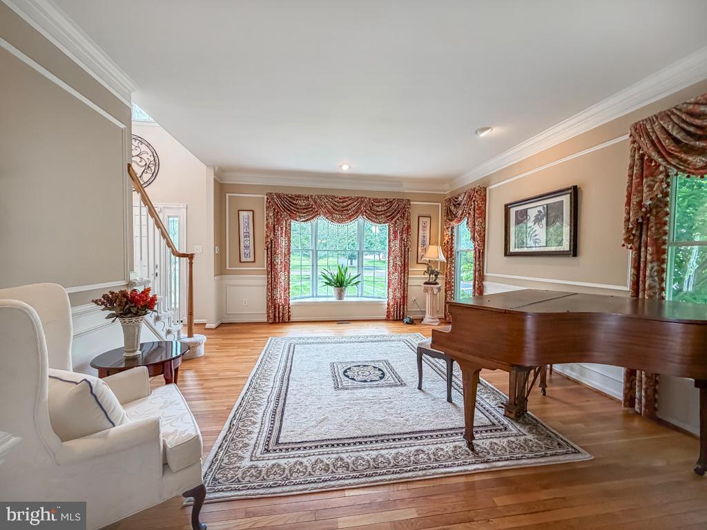 AFTON CHASE - Residential