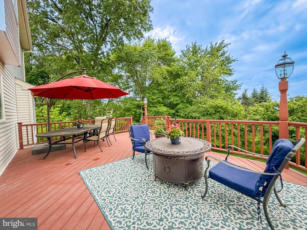 AFTON CHASE - Residential
