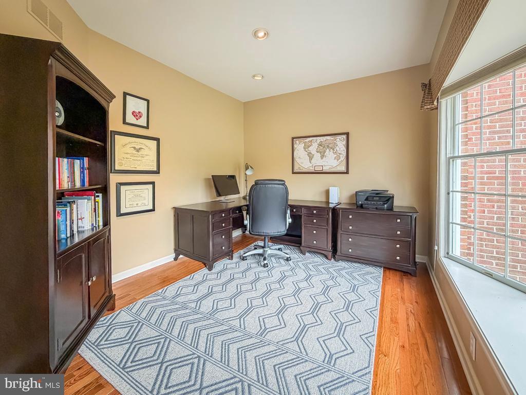 AFTON CHASE - Residential