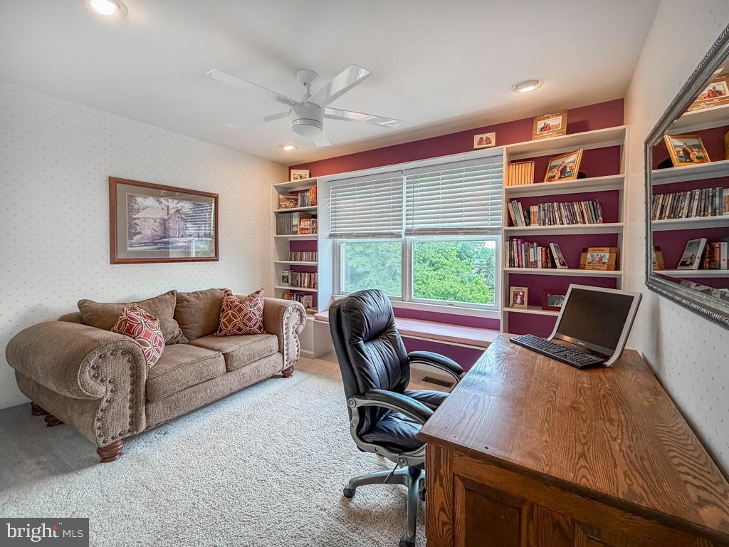 AFTON CHASE - Residential