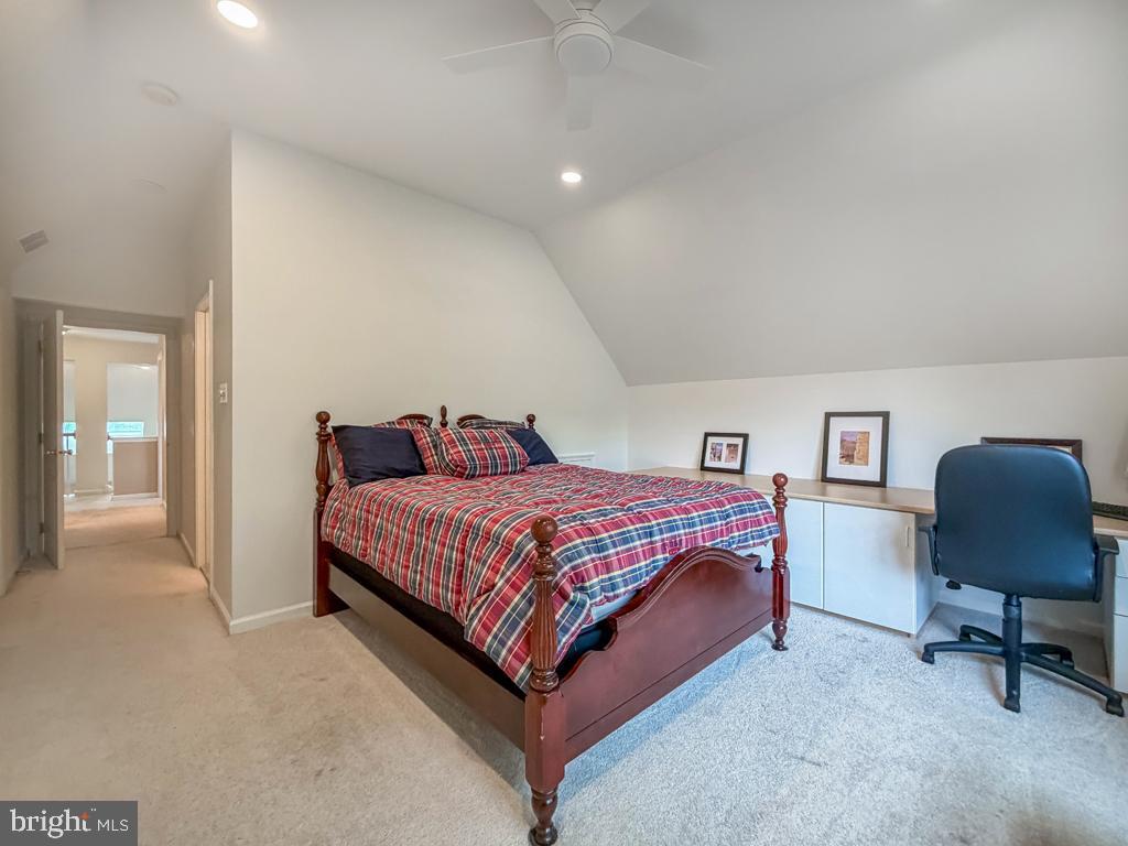AFTON CHASE - Residential