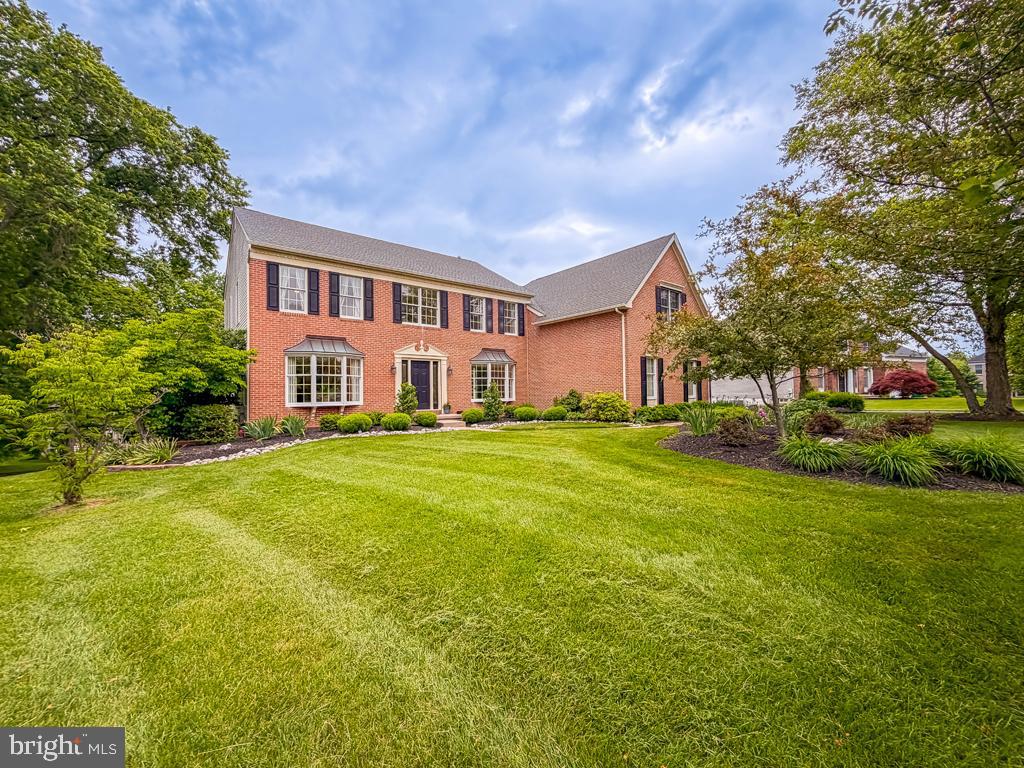 AFTON CHASE - Residential