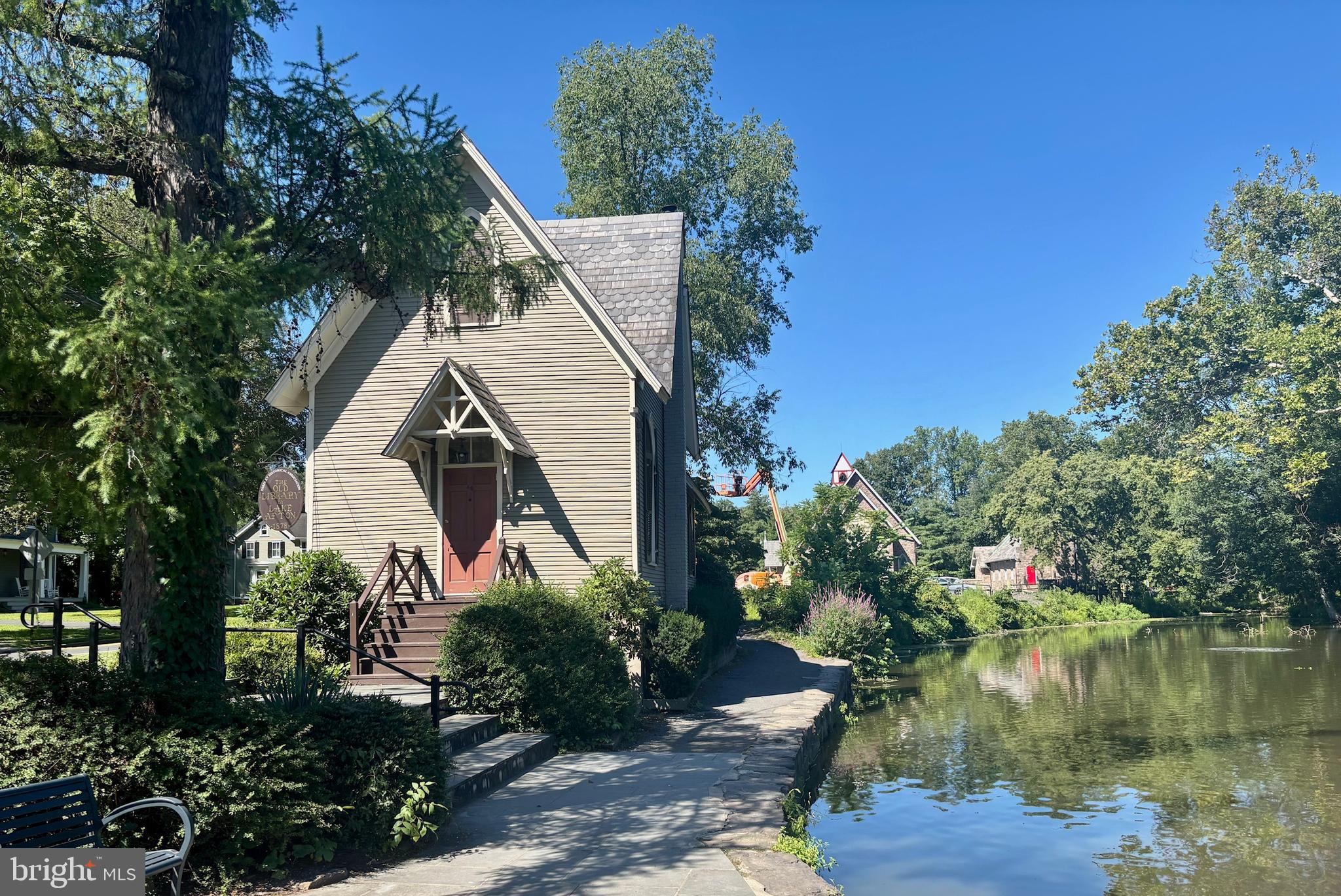 AFTON CHASE - Residential
