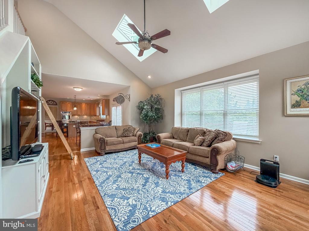 AFTON CHASE - Residential
