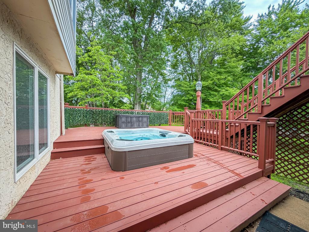 AFTON CHASE - Residential