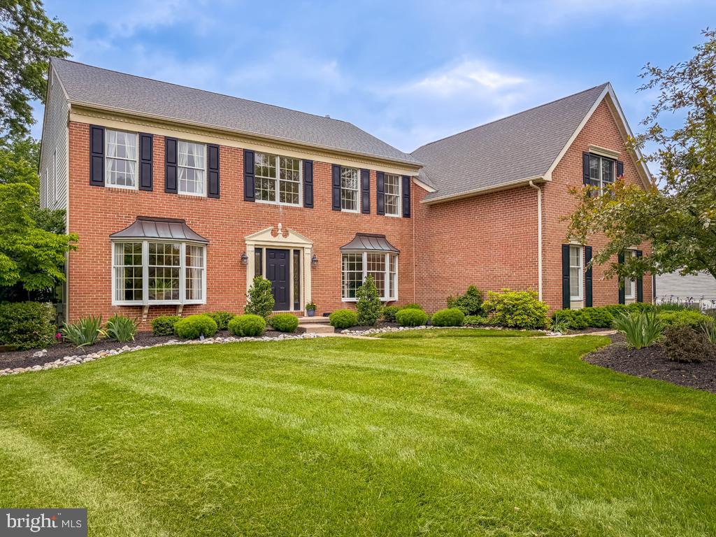 AFTON CHASE - Residential