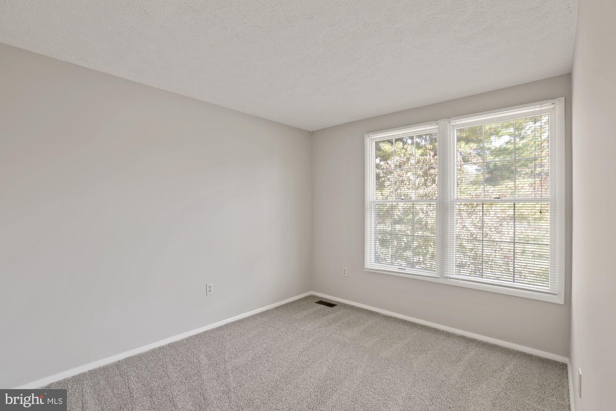 MILL CREEK SOUTH - Residential