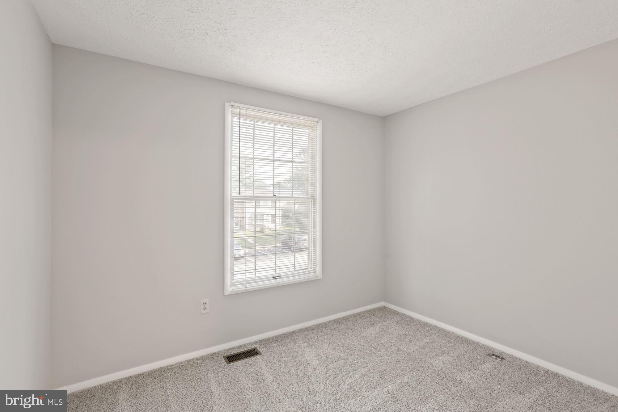 MILL CREEK SOUTH - Residential