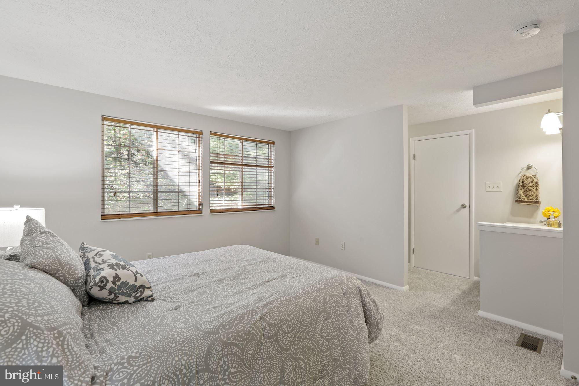 MILL CREEK SOUTH - Residential