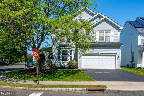 MLS: NJMX2009256