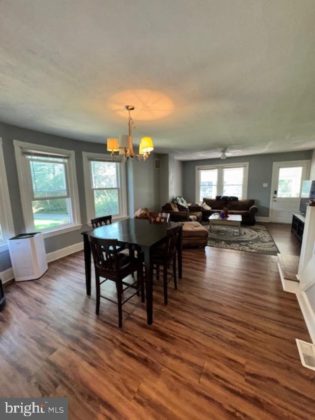 ROSLYN - Residential Lease