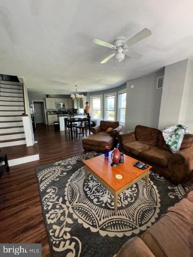 ROSLYN - Residential Lease