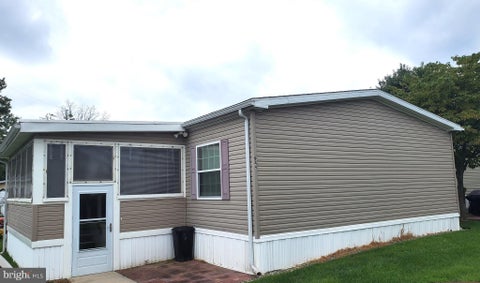 Mobile Home For Sale - 944 10th Avenue #739<br/> New Castle County, WILMINGTON, DE 19808