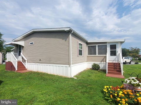 Mobile Home For Sale - 944 10th Avenue #739<br/> WILMINGTON, DE 19808