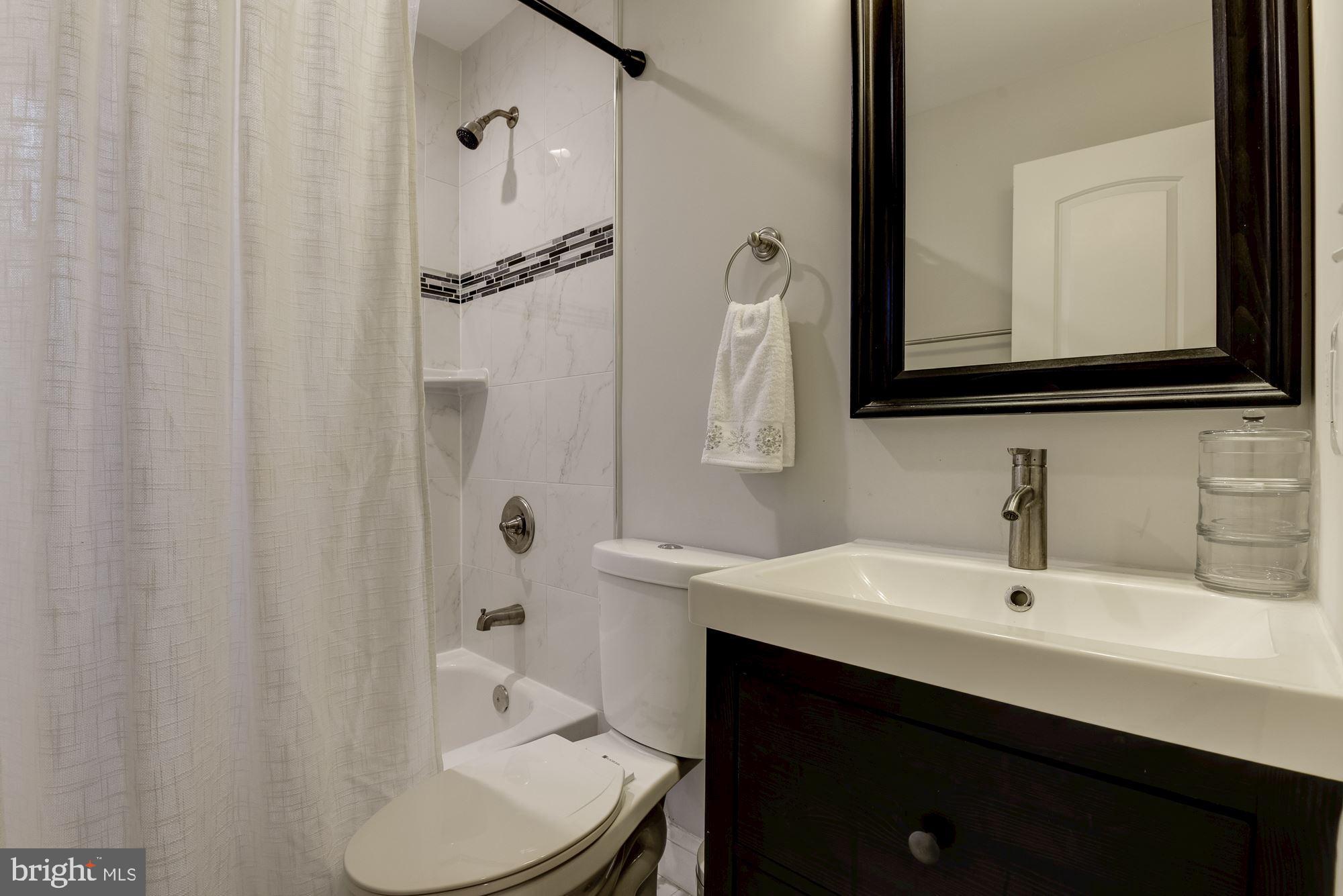 GROVETON - Residential