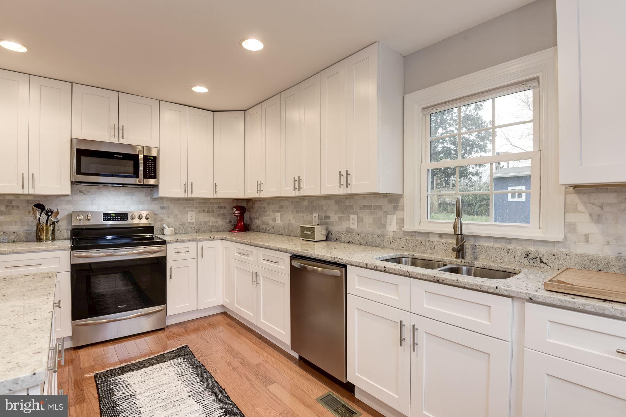 GROVETON - Residential