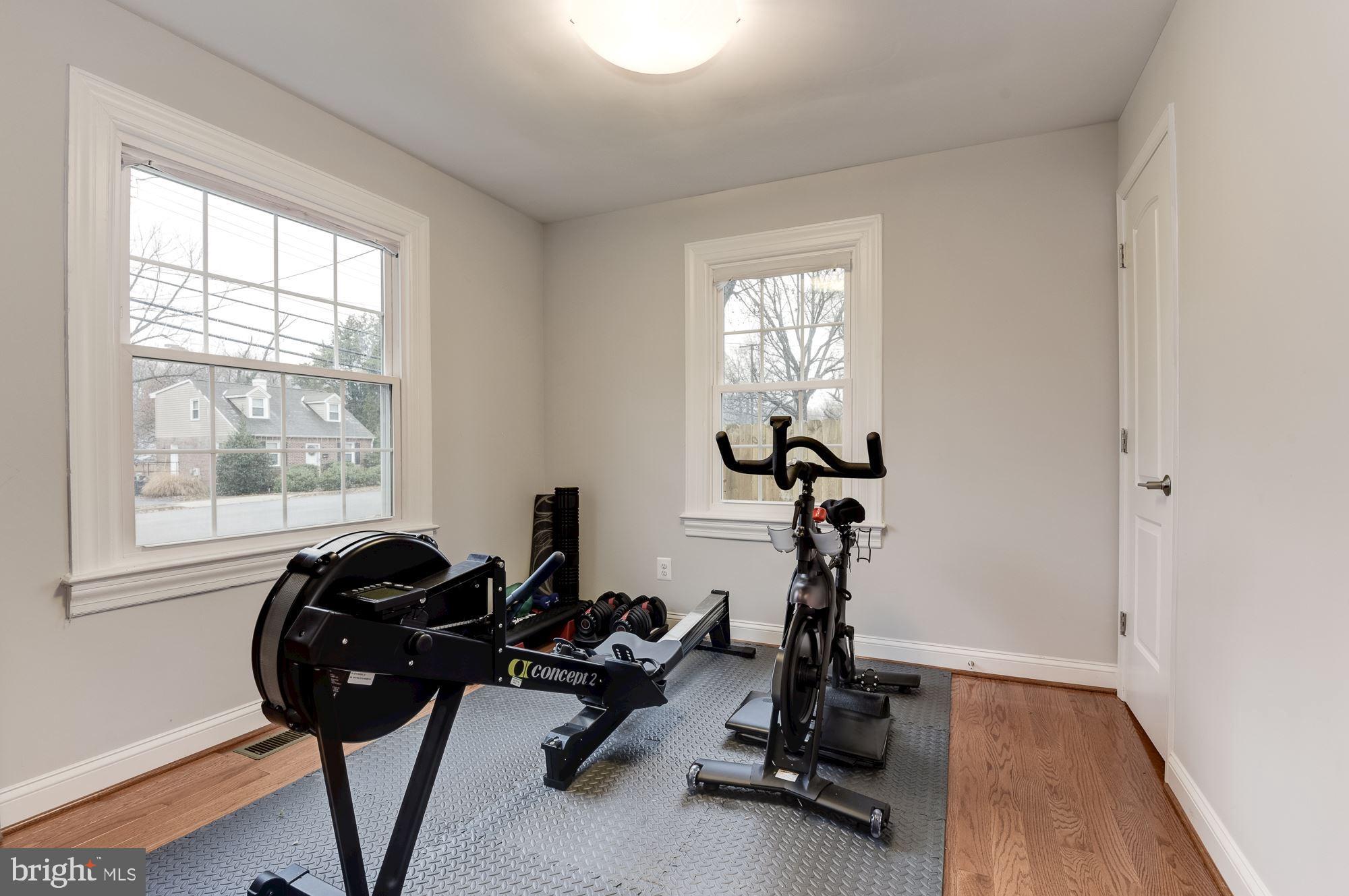 GROVETON - Residential