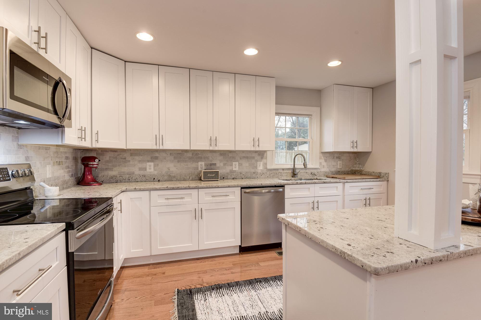 GROVETON - Residential