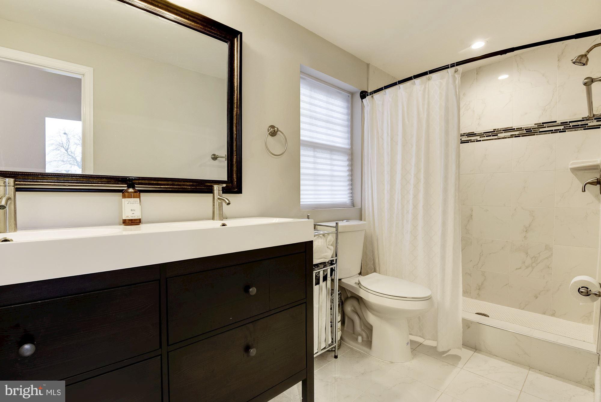 GROVETON - Residential