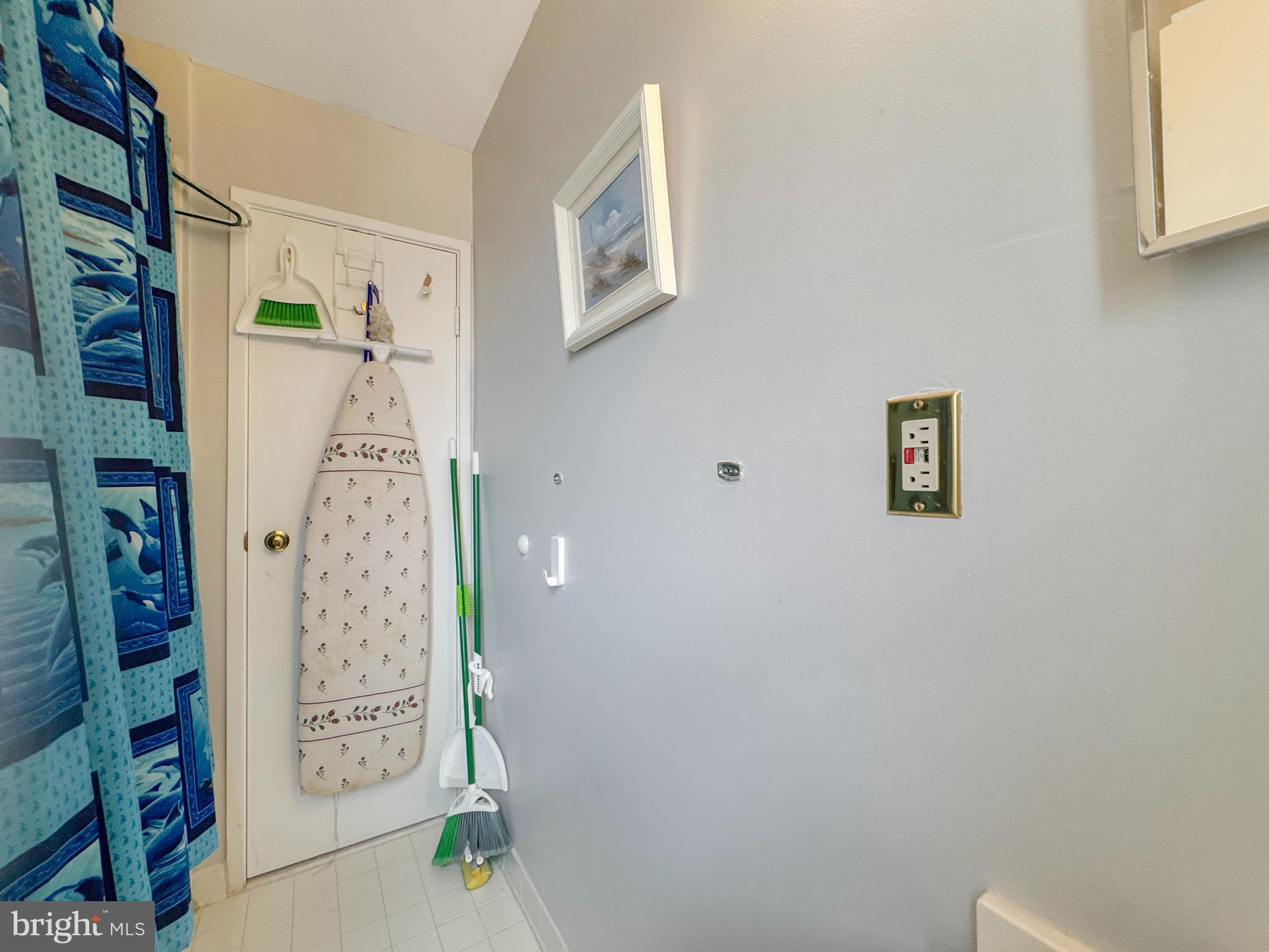 MOUNT VERNON - Residential