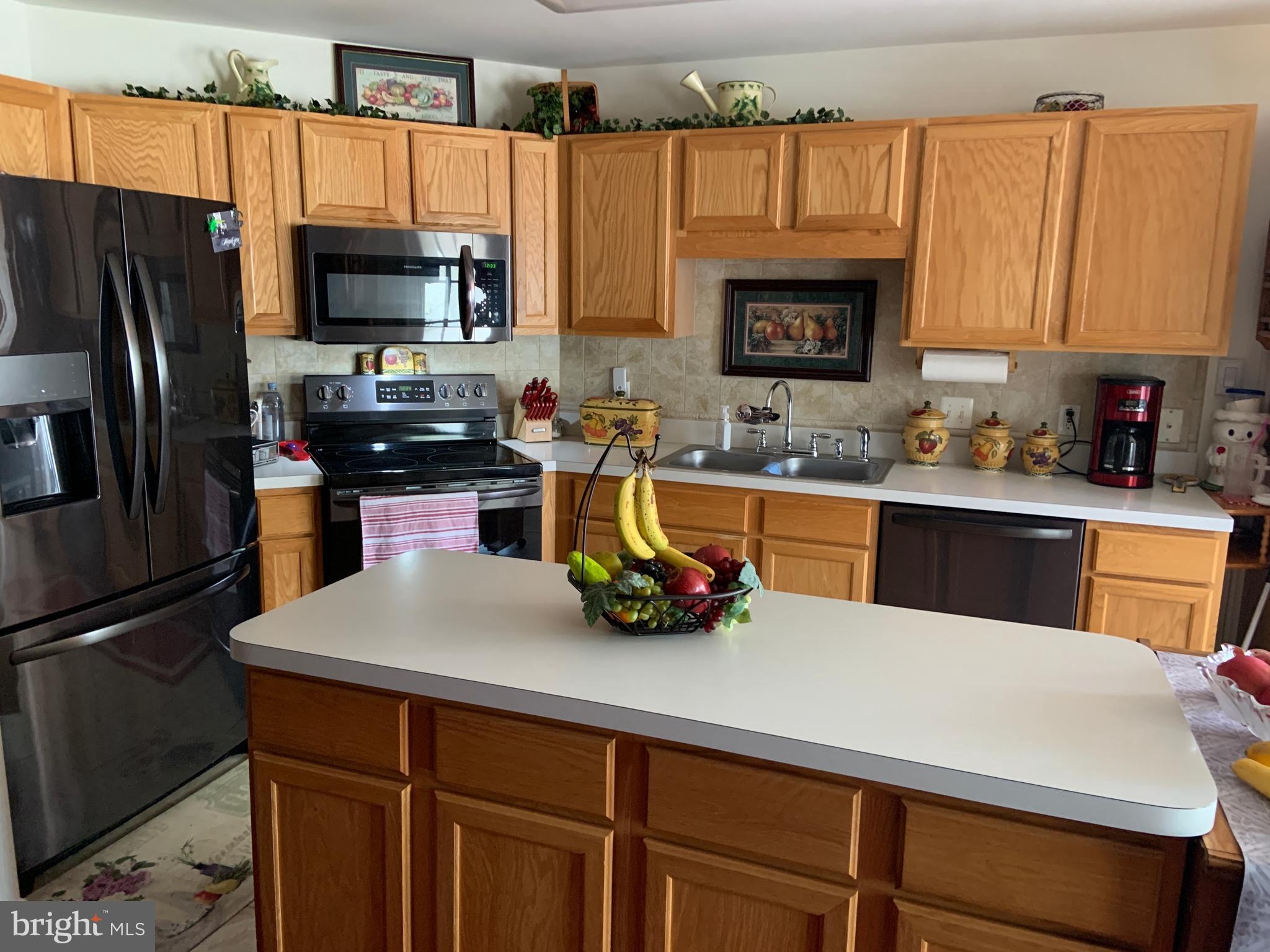 TAYLOR RIDGE CONDOMINIUMS - Residential