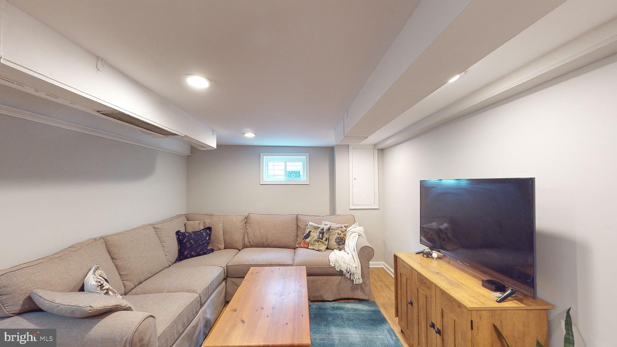 TAKOMA PARK - Residential