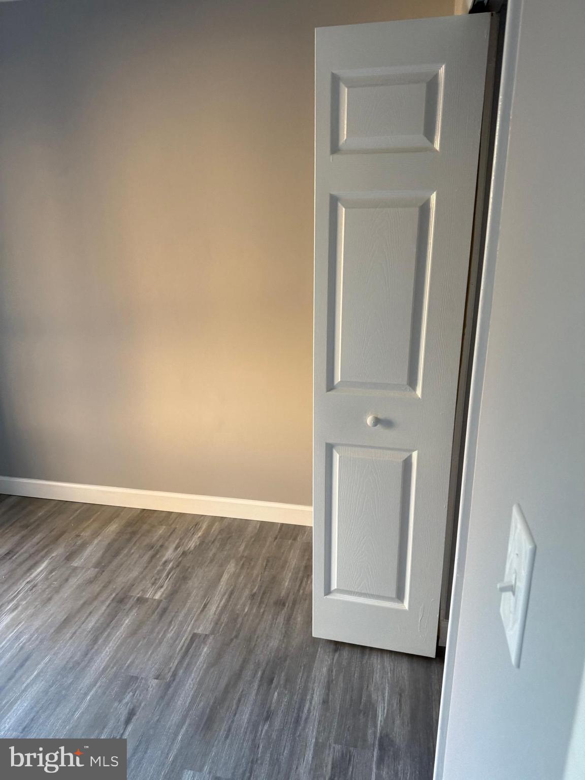 TREOVER CONDOMINIUM - Residential Lease