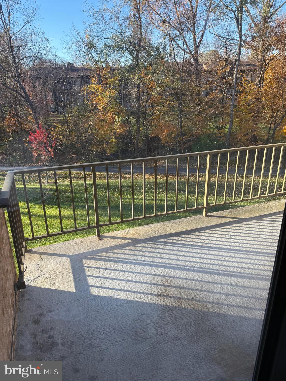 TREOVER CONDOMINIUM - Residential Lease