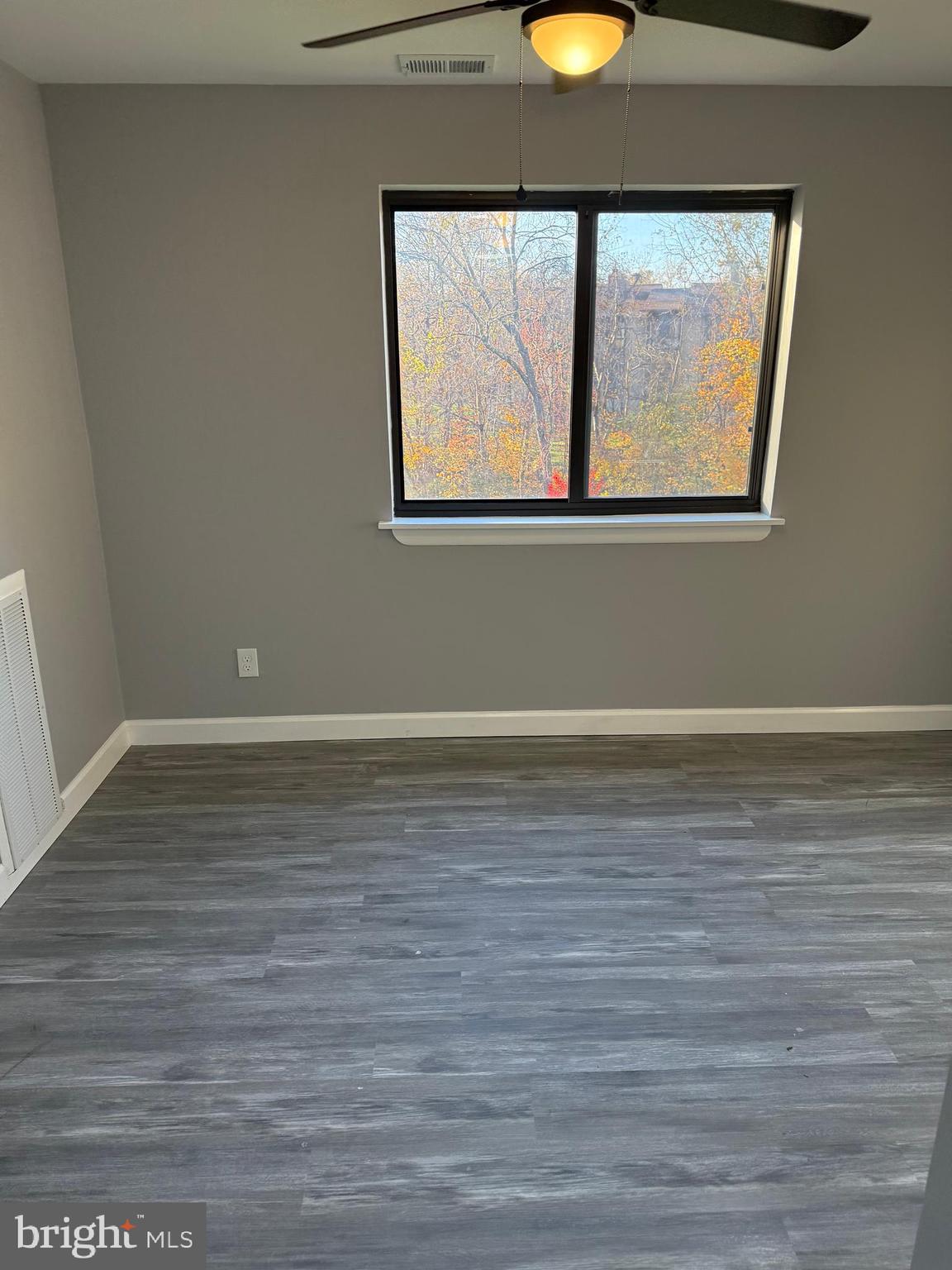 TREOVER CONDOMINIUM - Residential Lease