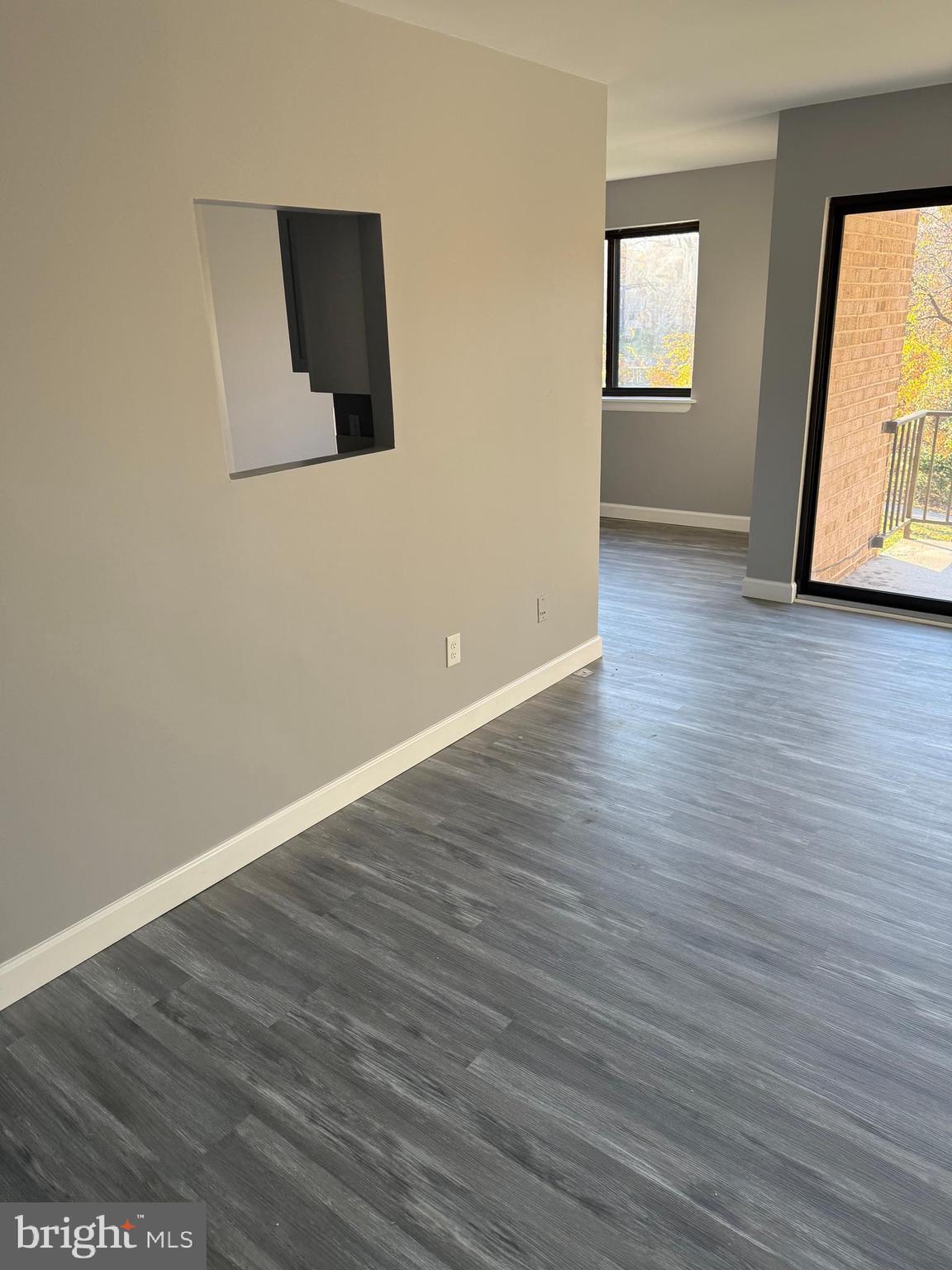 TREOVER CONDOMINIUM - Residential Lease