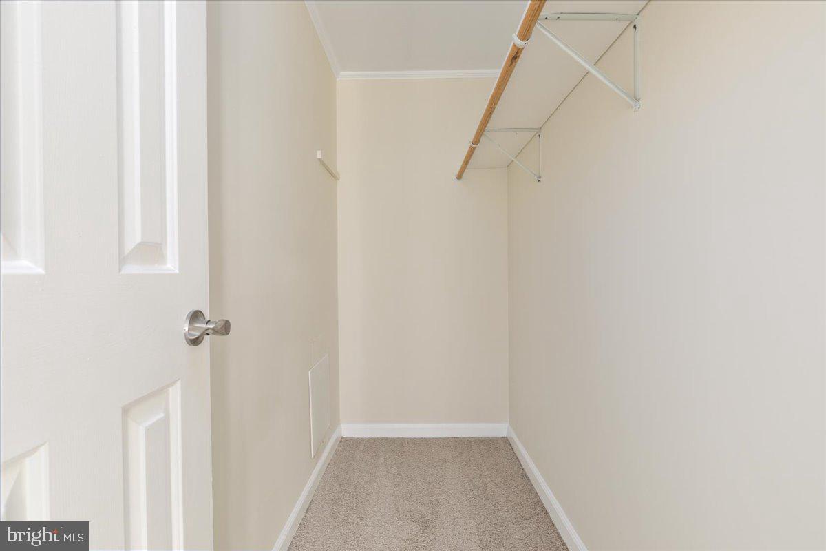 WESTMINSTER SQUARE - Residential