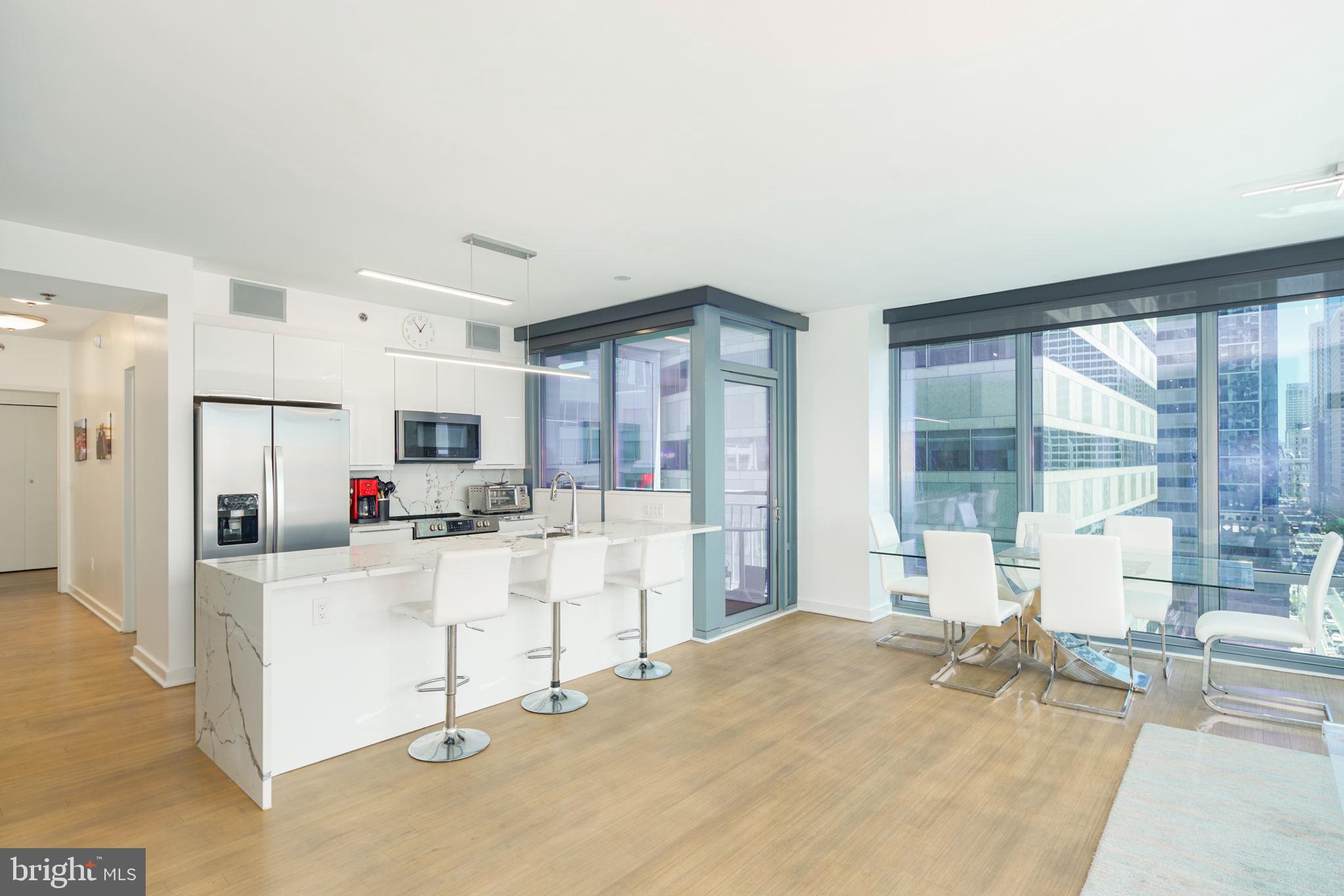 RITTENHOUSE SQUARE - Residential