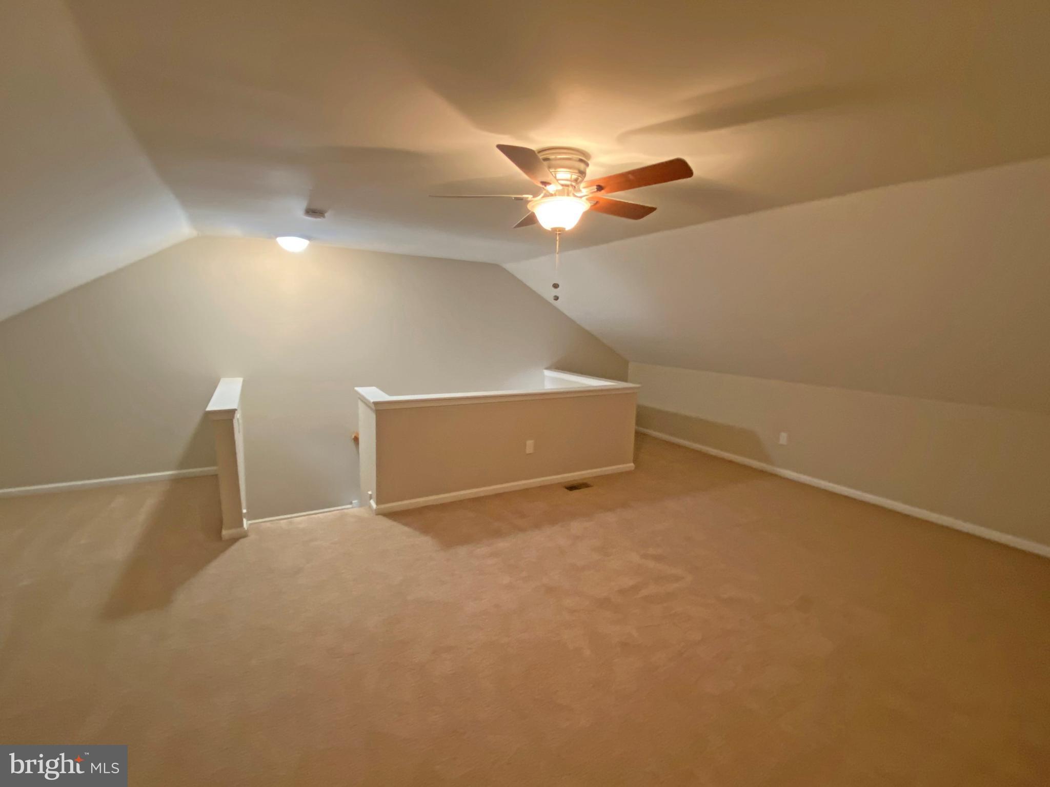 LINDEN WAY - Residential