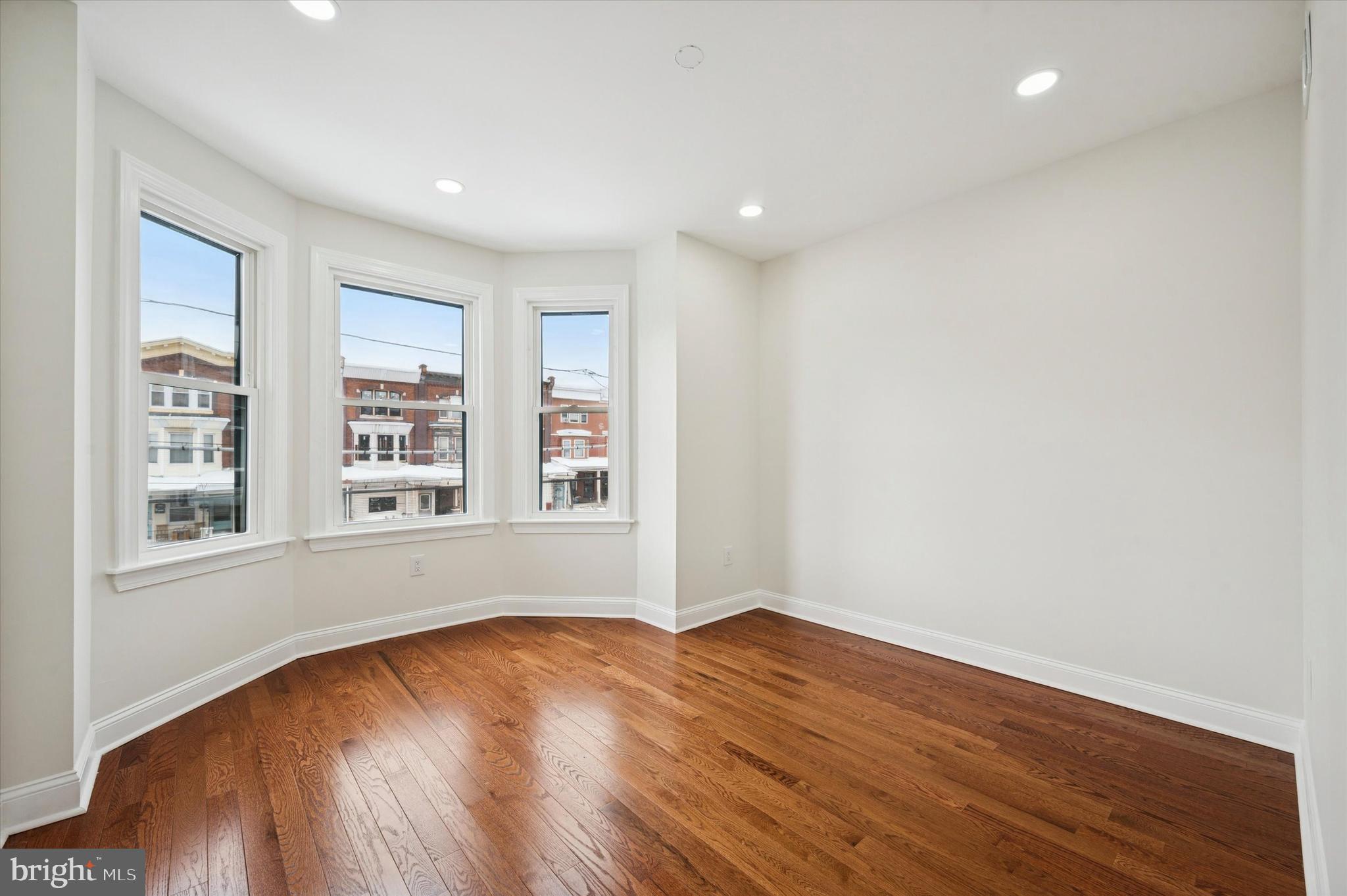 KINGSESSING - Residential