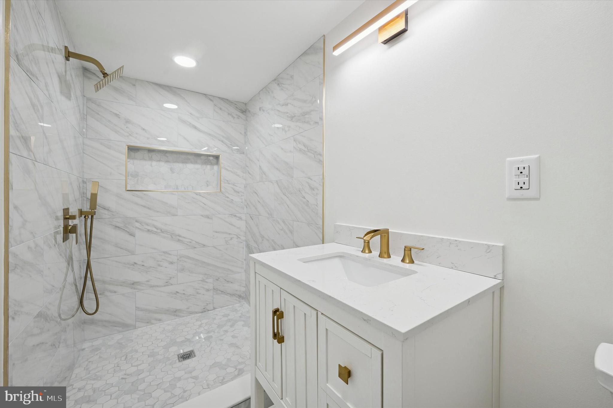 KINGSESSING - Residential