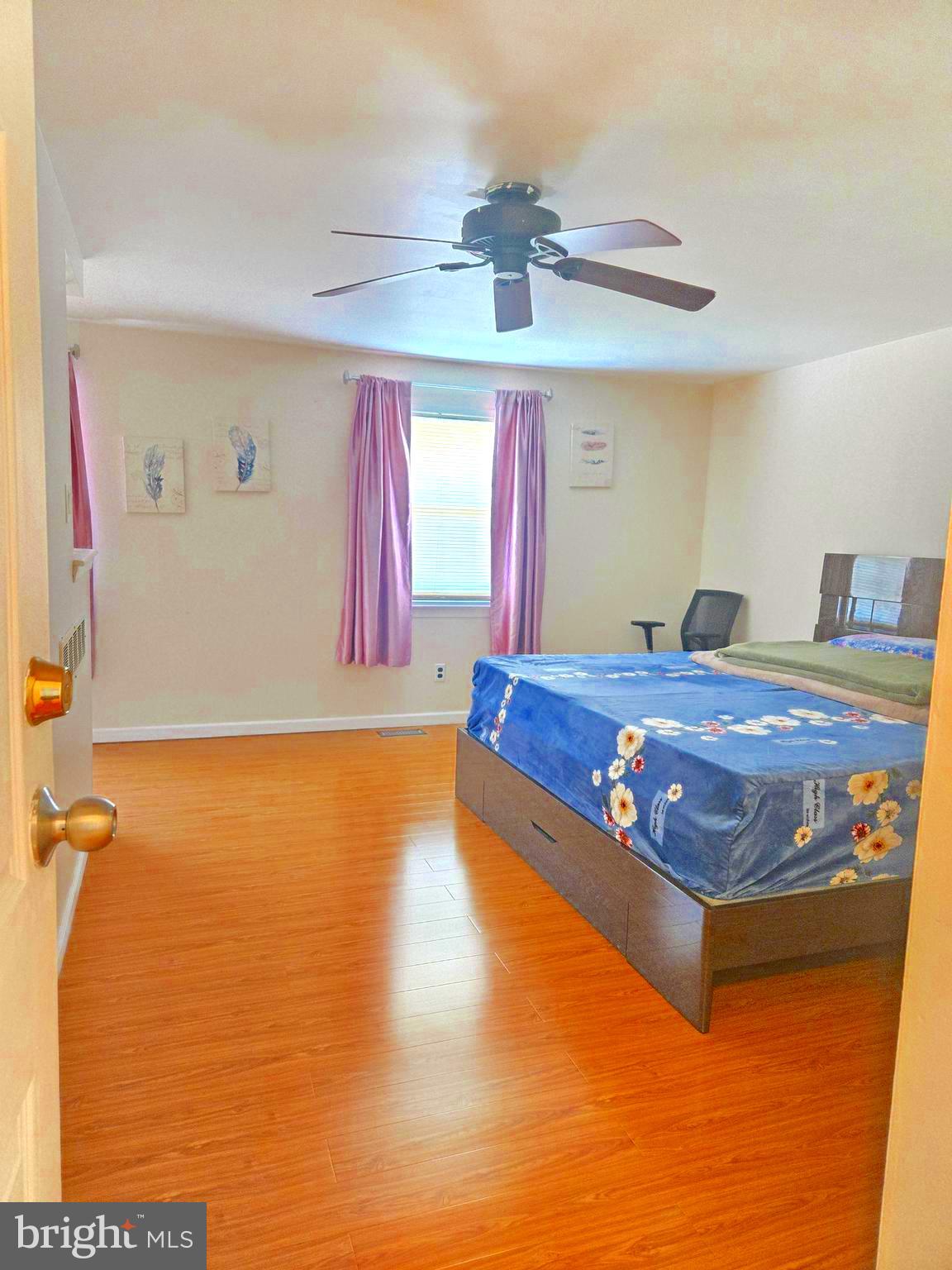 SOMERTON - Residential