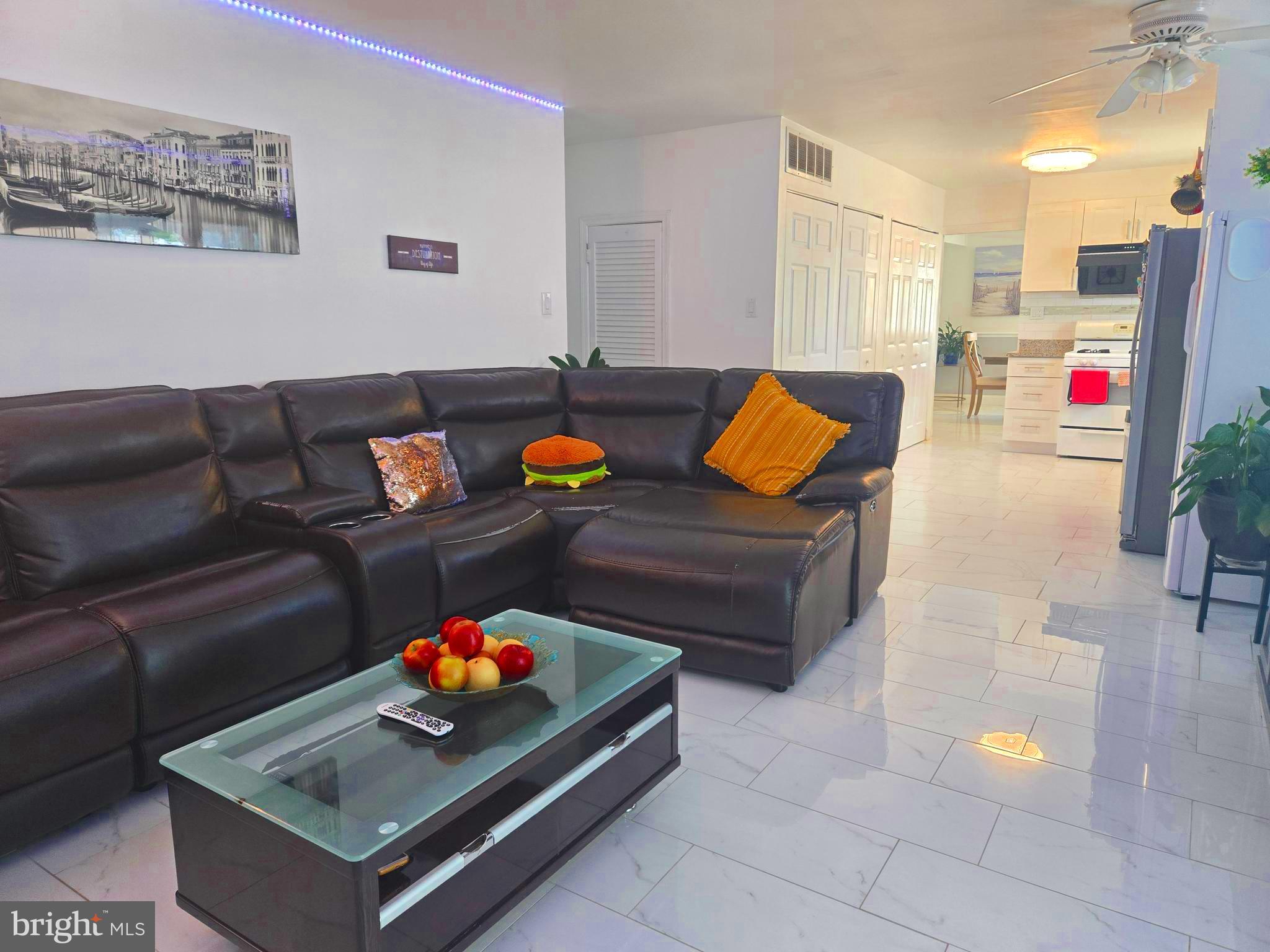 SOMERTON - Residential