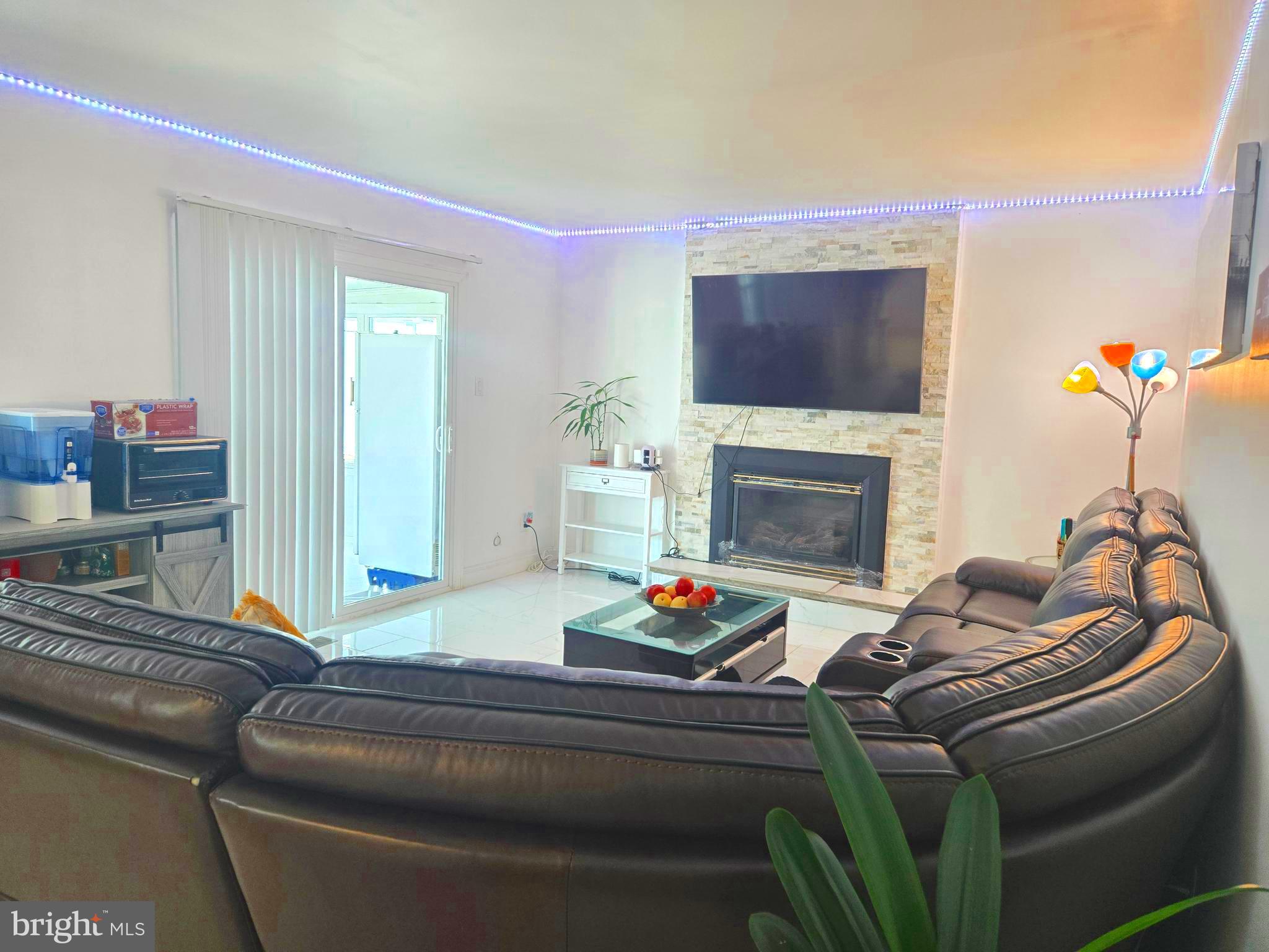 SOMERTON - Residential