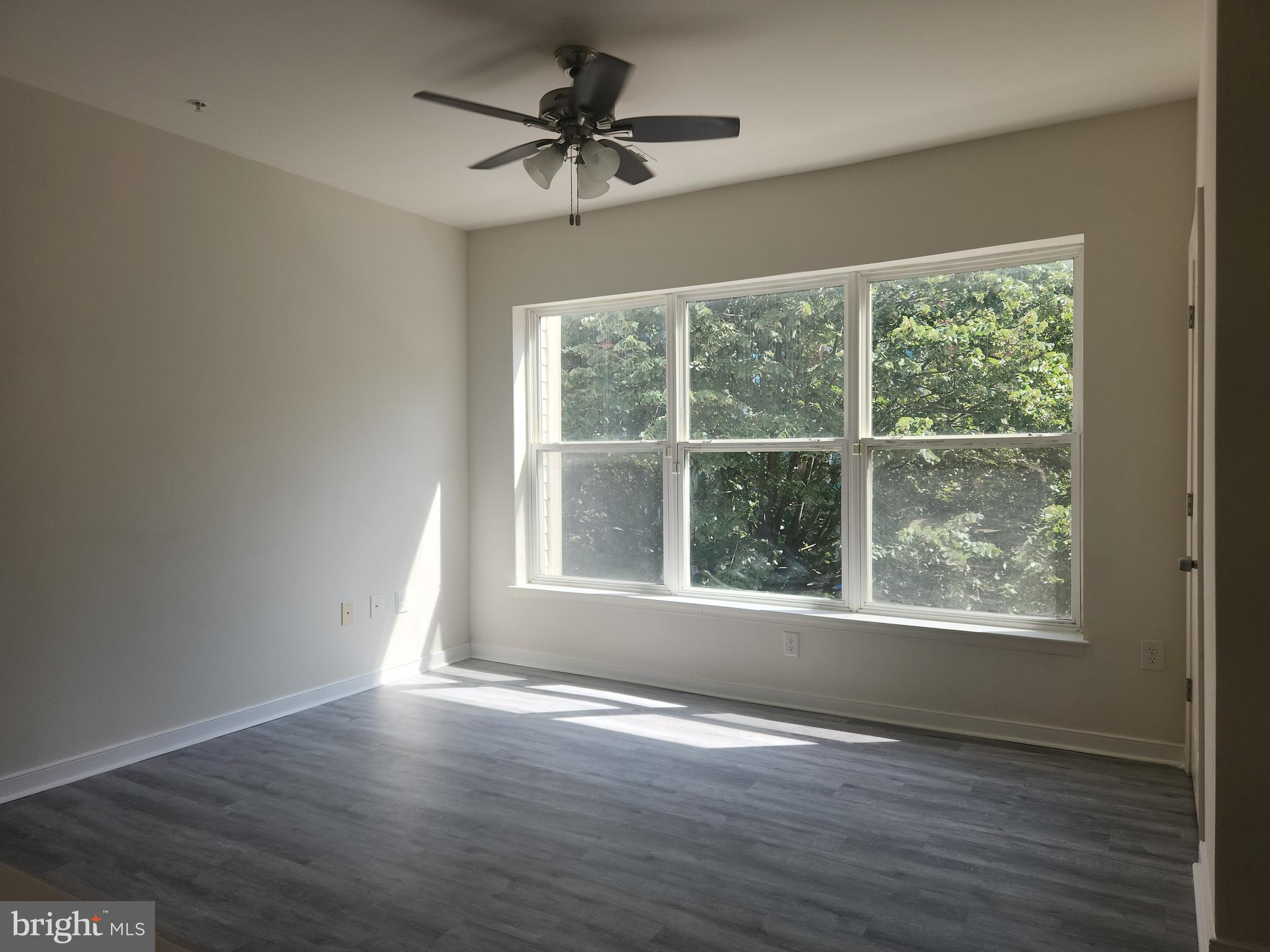 8045 AT SILVER SPRING METRO - Residential