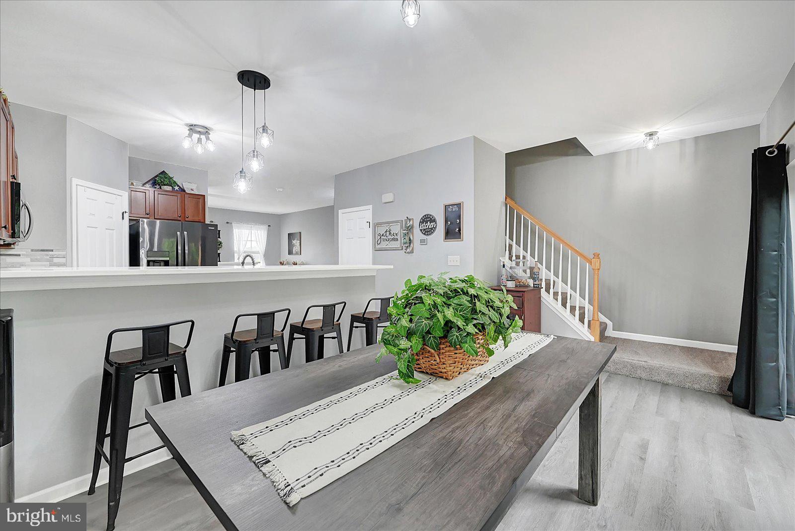 IVY GREENS - Residential