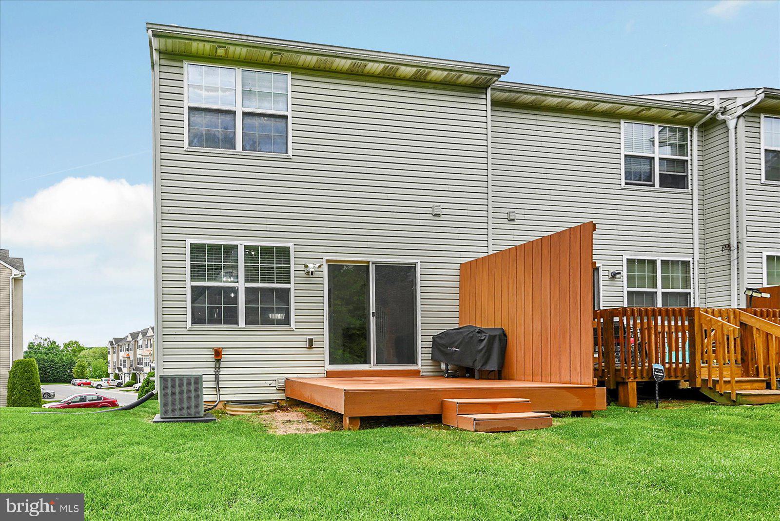 IVY GREENS - Residential