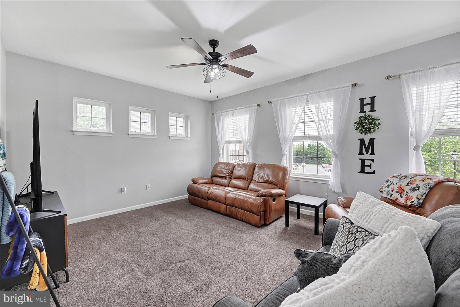 IVY GREENS - Residential