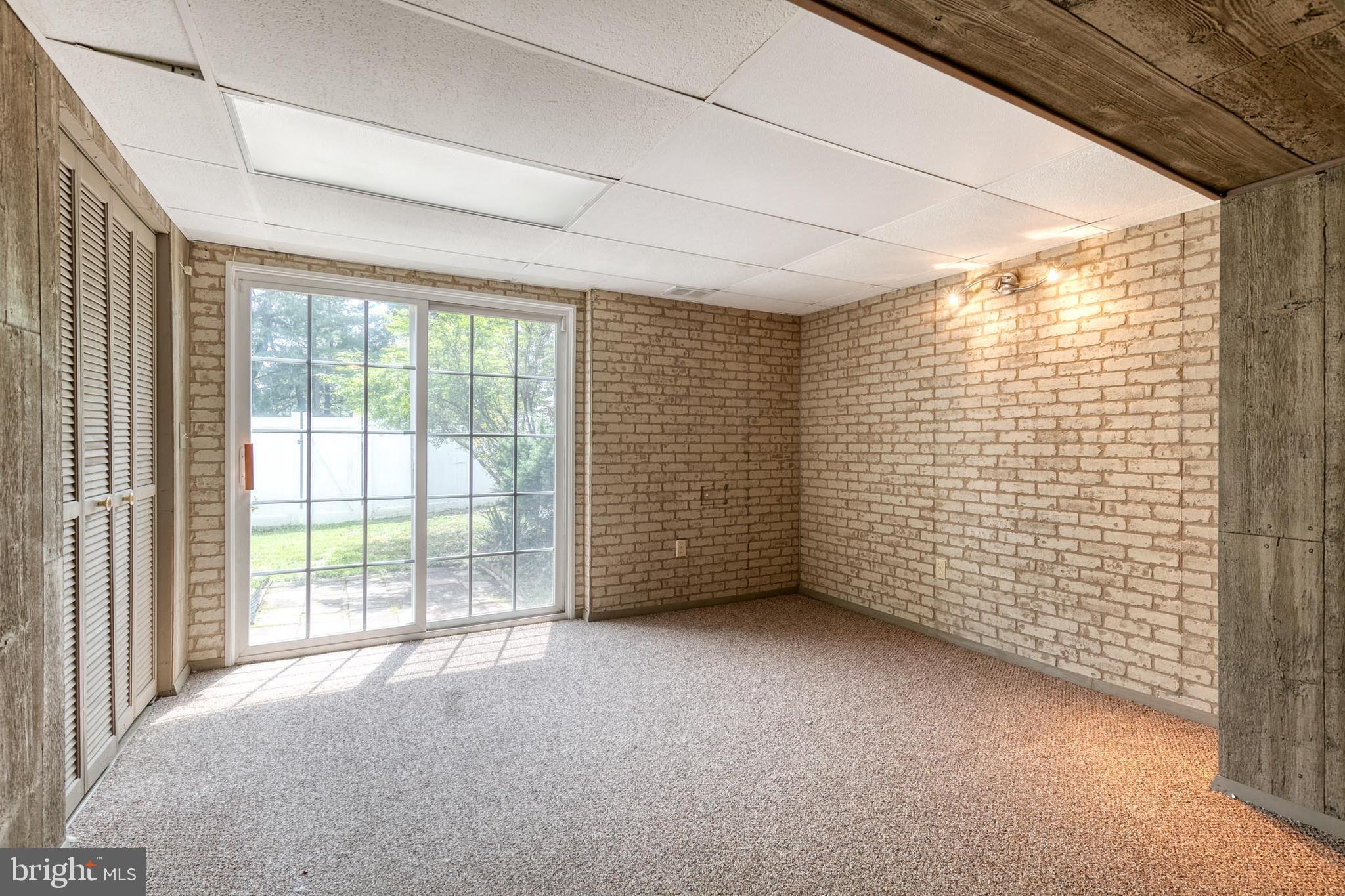 BELMONT SOUTH - Residential Lease